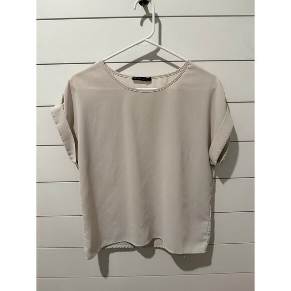 SHEIN Tops - ￼ SHEIN Cream‎ Boxy Cuffed Sleeve T-Shirt